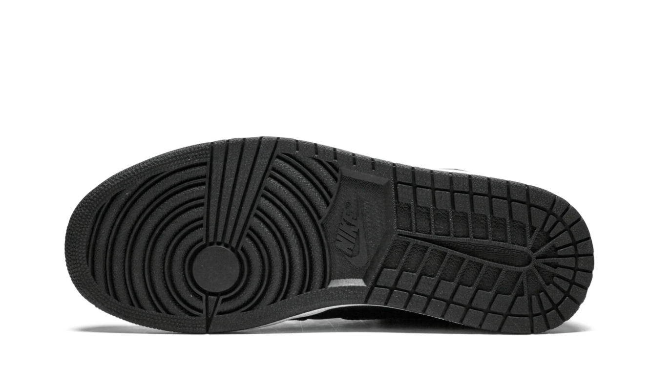 Air Jordan 1 Retro High OG 'Shadow 2013'